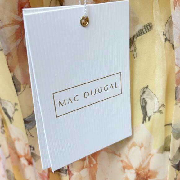 Mac Duggal 2 - Picture 8 of 10